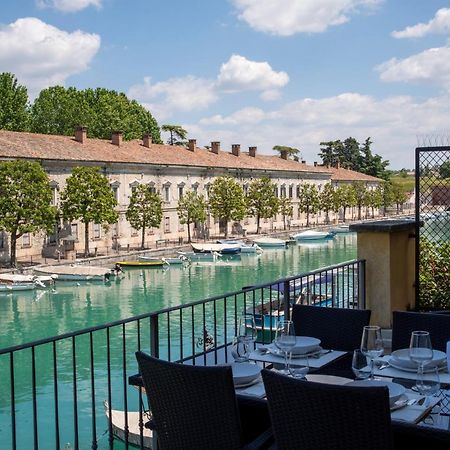 Time To Relax - La Terrazza Sul Lago Peschiera del Garda Exterior photo